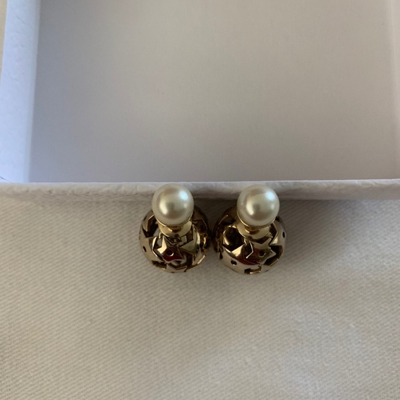 DIOR Pearl Star Mise En Dior Tribal Earrings Gold - Picture 7 of 12
